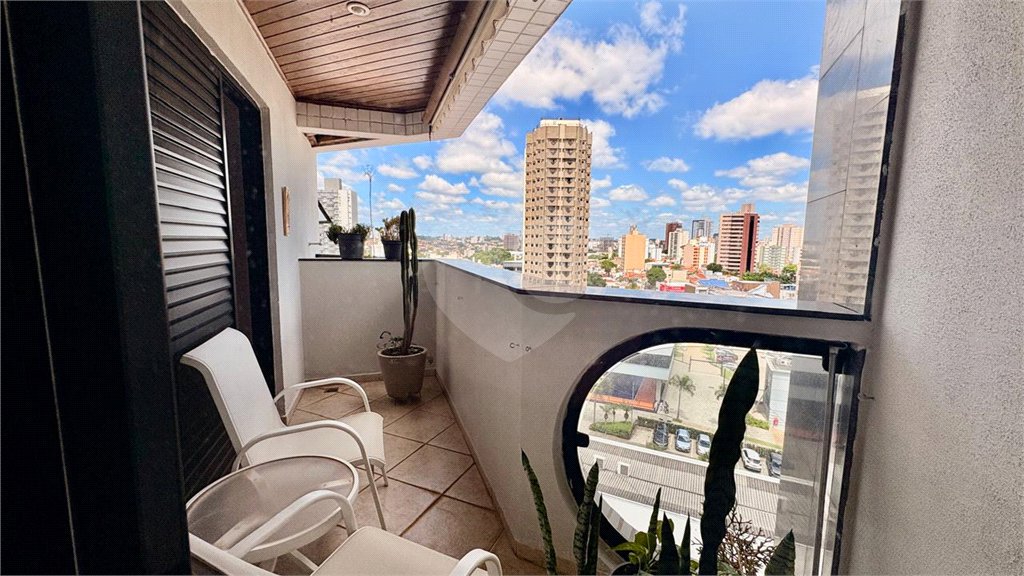 Apartamento à venda com 3 quartos, sendo 1 suíte, no Centro, Sorocaba, SP