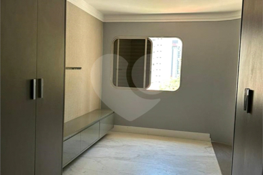 Apartamento à venda com 3 quartos, sendo 1 suíte, em Pompéia, São Paulo, SP