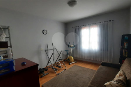 Casa à venda com 4 quartos, sendo 1 suíte,  em Vila Rosália, Guarulhos, SP