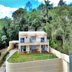 Casa à venda com 4 suítes no condomínio Alpes da Cantareira, Mairiporã - SP