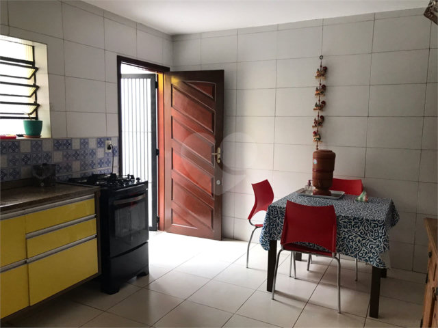 Sobrado à venda com 3 quartos em Brooklin, São Paulo, SP