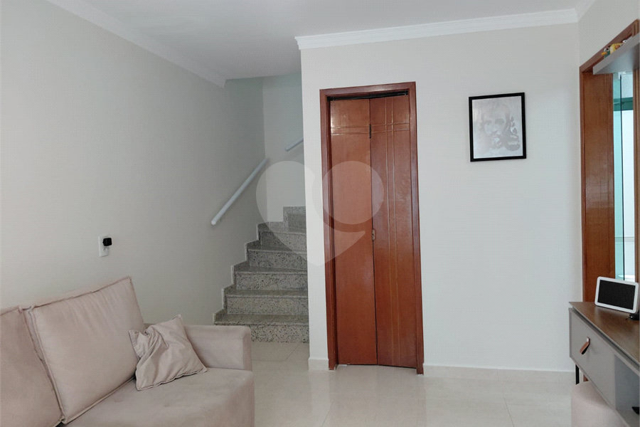 Casa à venda com 2 suítes no condomínio Residencial Guilhen, São Paulo - SP