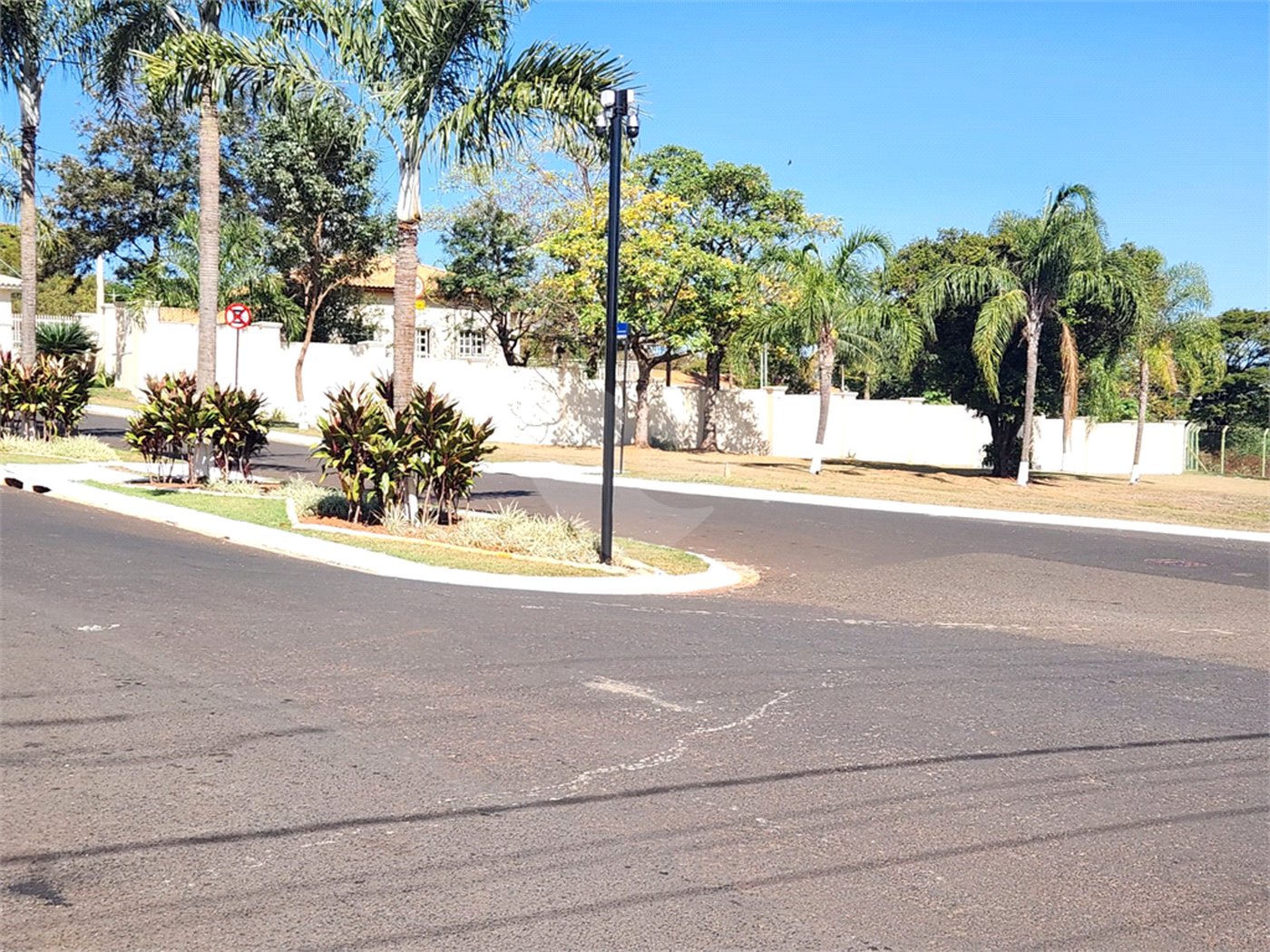 Terreno à venda no condomínio Bella Vittà Araraquara, Araraquara - SP