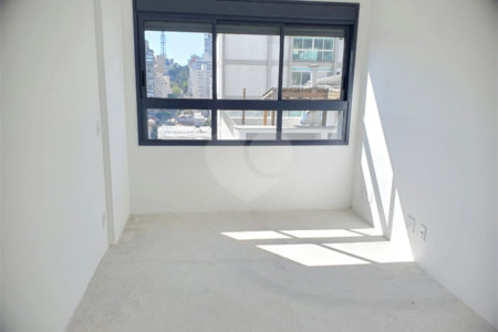 Apartamento à venda com 3 suítes em Cerqueira César, São Paulo, SP