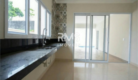 Casa à venda com 5 suítes no condomínio Lagos D´icaraí, Salto - SP