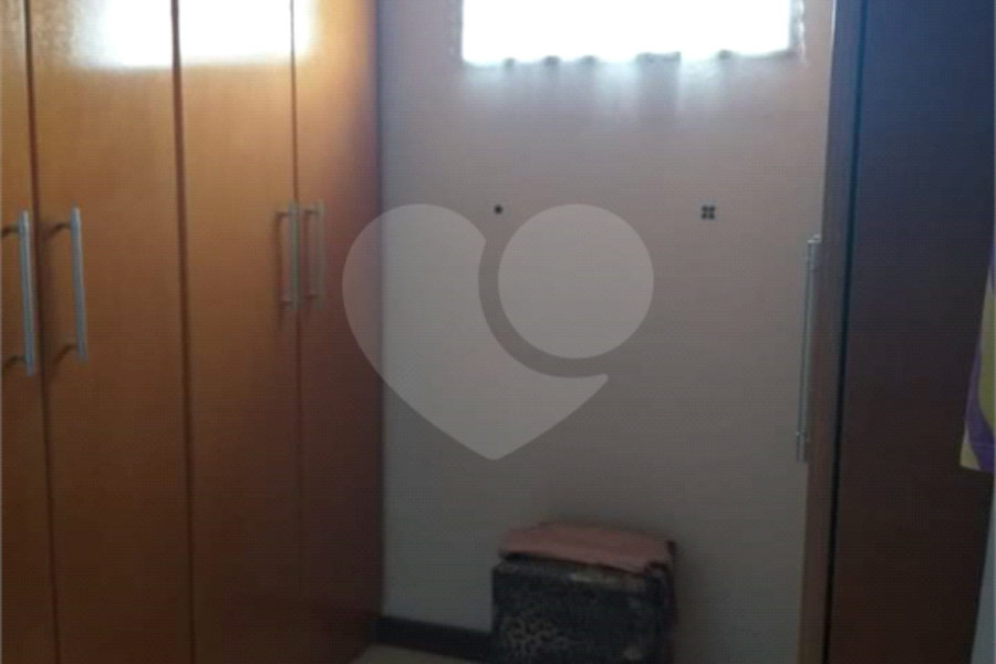 Casa à venda com 2 suítes no Centro, Águas de Lindóia, SP