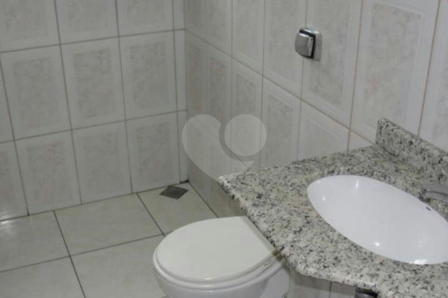 Sobrado à venda com 3 quartos, sendo 1 suíte, em Tremembé, São Paulo, SP