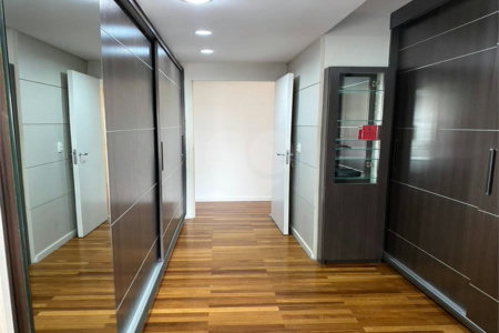 Apartamento à venda com 3 suítes em Santa Teresinha, São Paulo, SP