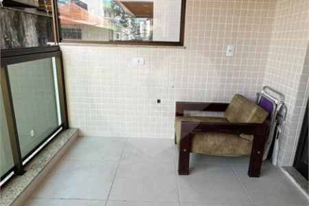 Apartamento à venda com 3 quartos, sendo 1 suíte, em Vila Nova, Cabo Frio, RJ