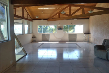 Chácara à venda com 4 quartos, sendo 2 suítes, em Loteamento Village de Atibaia, Atibaia, SP