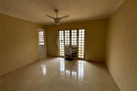 Casa à venda com 3 quartos em Jardim Marília, Salto, SP