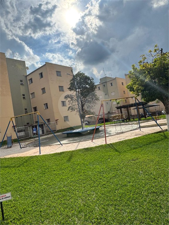 Apartamento à venda com 2 quartos em Parque Laranjeiras, Araraquara, SP