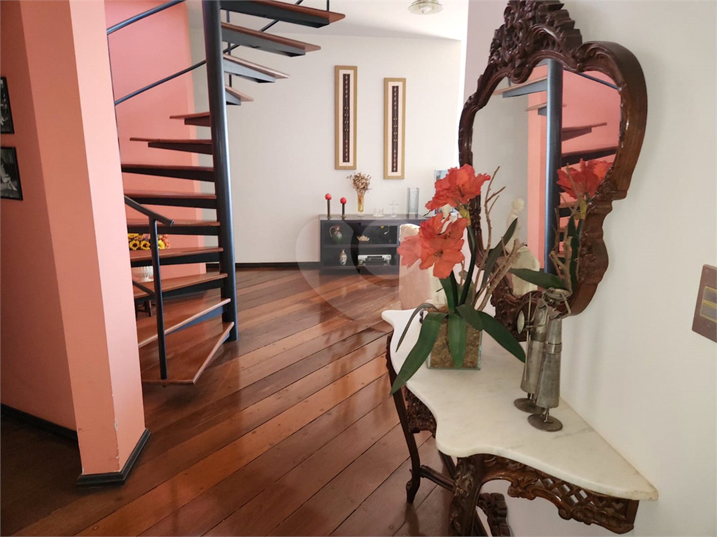 Apartamento à venda ou para alugar com 5 quartos, sendo 2 suítes, no Centro, Araraquara, SP