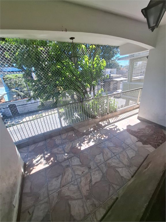 Casa à venda com 5 quartos, sendo 4 suítes, em Campo Grande, Rio de Janeiro, RJ