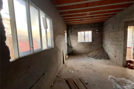 Casa à venda com 3 quartos, sendo 2 suítes, em Vila Suissa, Mogi das Cruzes, SP
