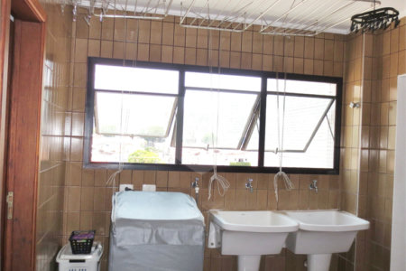Apartamento à venda com 4 quartos, sendo 3 suítes,  em Saúde, São Paulo, SP