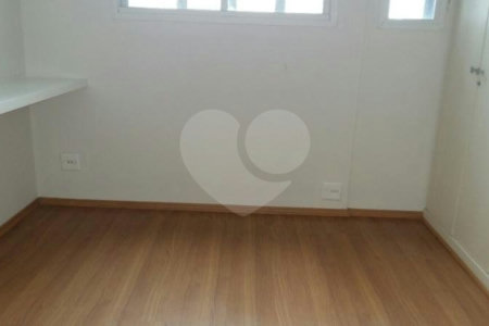 Apartamento à venda com 4 suítes em Alto da Boa Vista, São Paulo, SP