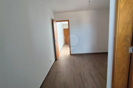 Sobrado à venda com 3 quartos, sendo 1 suíte, em Santa Teresinha, São Paulo, SP