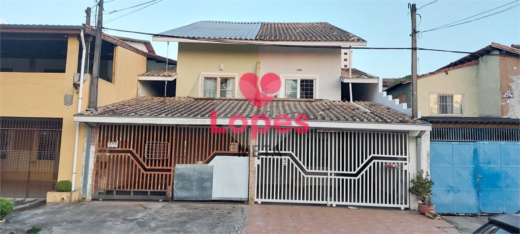 Casa à venda com 3 quartos, sendo 2 suítes, em Jardim das Indústrias, São José dos Campos, SP