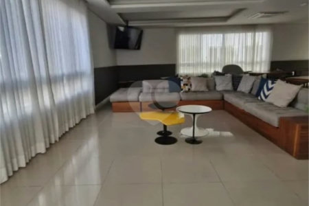 Apartamento à venda com 2 quartos, sendo 1 suíte,  em Continental, Osasco, SP