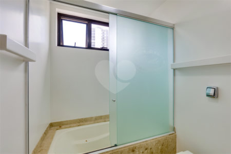 Apartamento à venda com 4 suítes em Alto da Boa Vista, São Paulo, SP