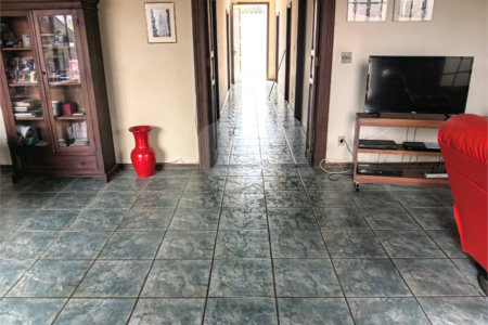 Casa à venda com 3 quartos, sendo 1 suíte, em Bosque, Vinhedo, SP