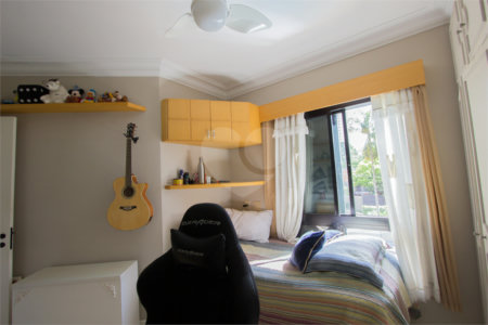 Apartamento à venda com 3 quartos, sendo 1 suíte, em Vila Andrade, São Paulo, SP