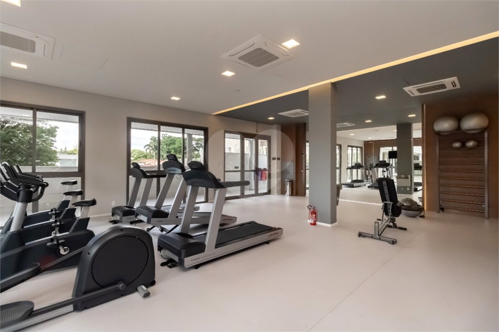 Apartamento à venda com 3 suítes em Campo Belo, São Paulo, SP
