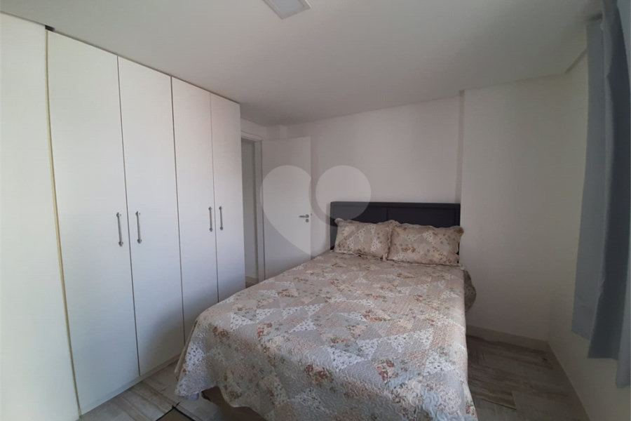 Apartamento à venda com 2 quartos, sendo 1 suíte,  no Centro, Mongaguá, SP