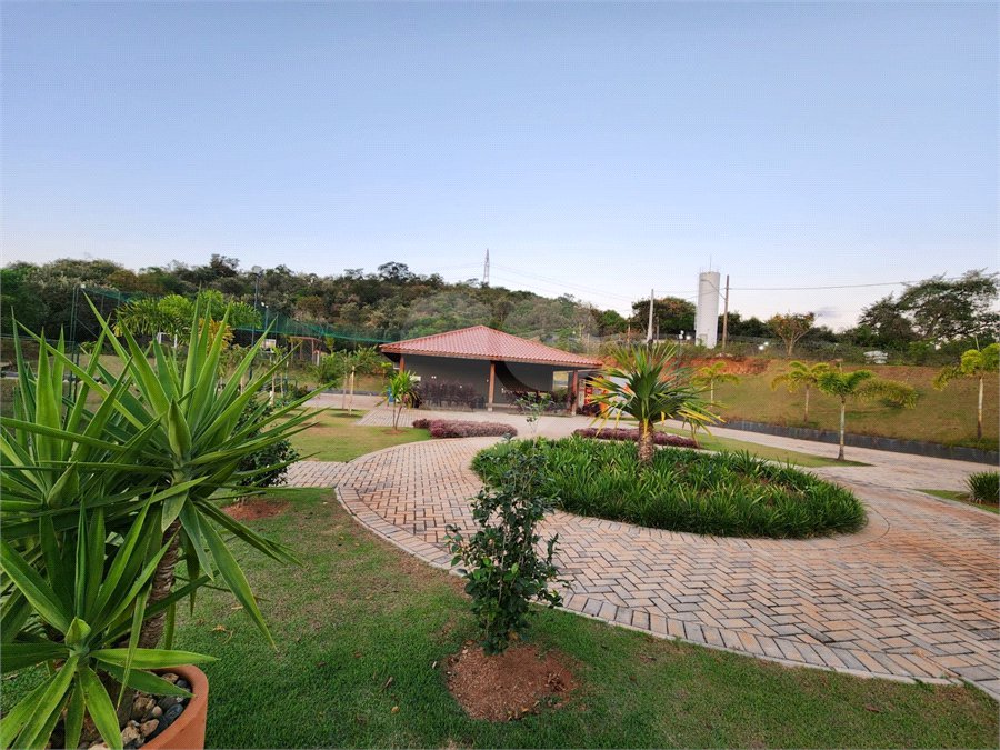 Terreno à venda no condomínio Residencial Jardim Primavera, Louveira - SP