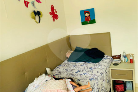 Casa à venda com 4 quartos, sendo 3 suítes, no condomínio Morada da Serra Residencial, Rio de Janeiro - RJ