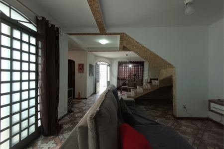 Casa à venda com 3 quartos, sendo 1 suíte, em Wanel Ville, Sorocaba, SP