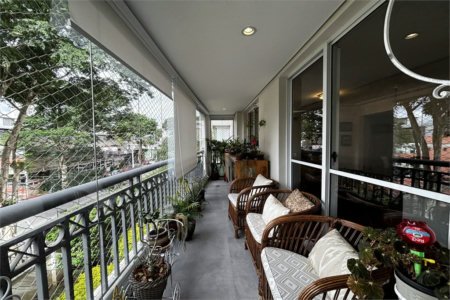 Apartamento para alugar com 3 suítes em Vila Romana, São Paulo, SP