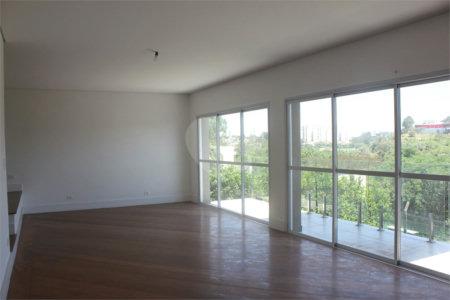 Casa à venda ou para alugar com 4 suítes em Alphaville, Santana de Parnaíba, SP