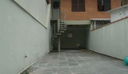Sobrado à venda com 3 suítes em Vila Gomes, São Paulo, SP