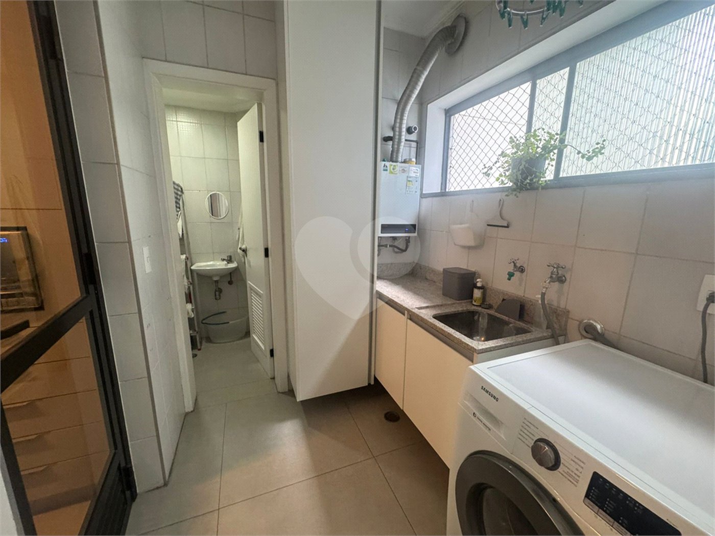 Apartamento à venda com 3 suítes em Indianópolis, São Paulo, SP