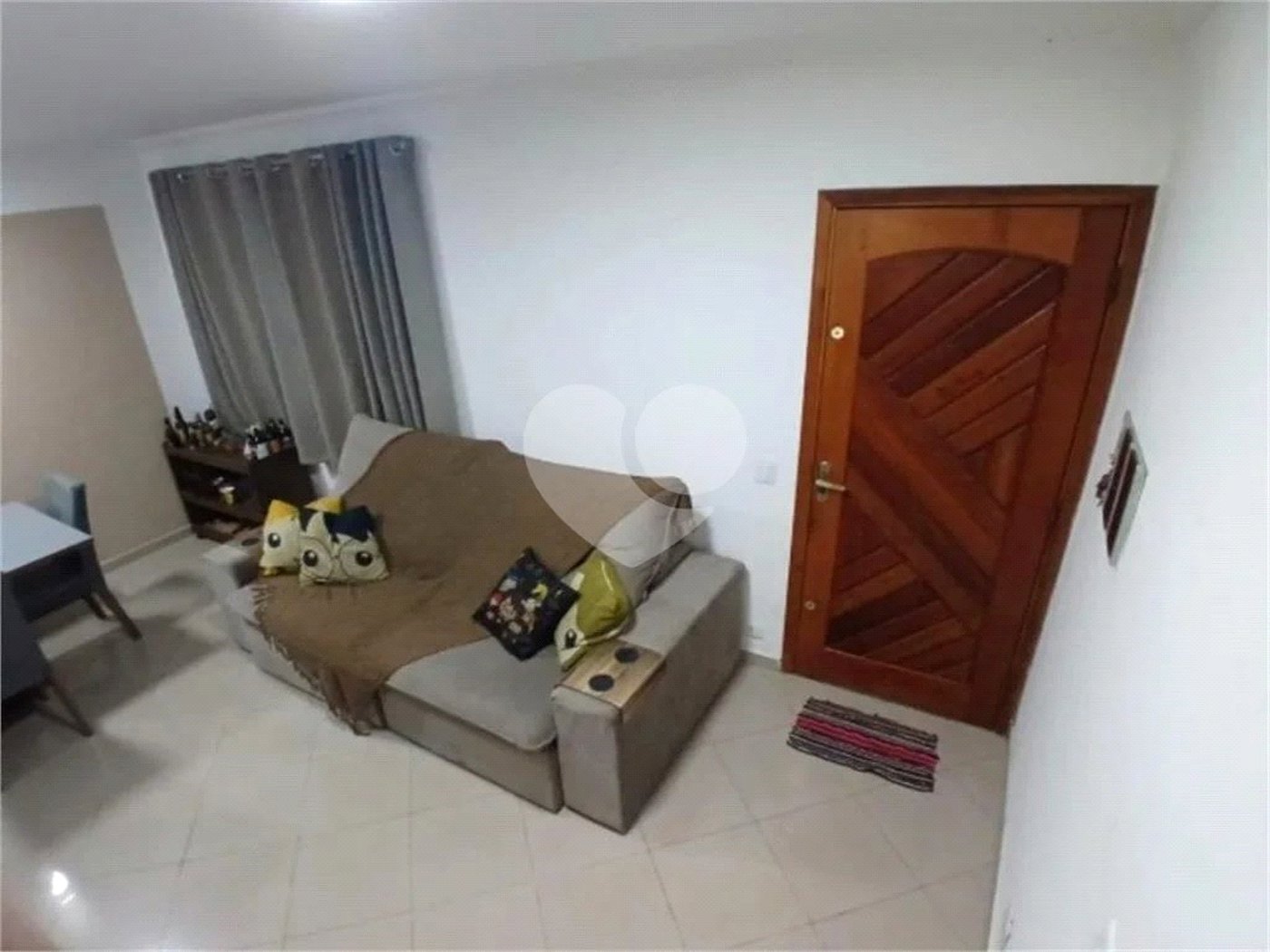 Casa à venda com 3 quartos, sendo 1 suíte, no condomínio Residencial Doutor Emanuel Dias, São Paulo - SP
