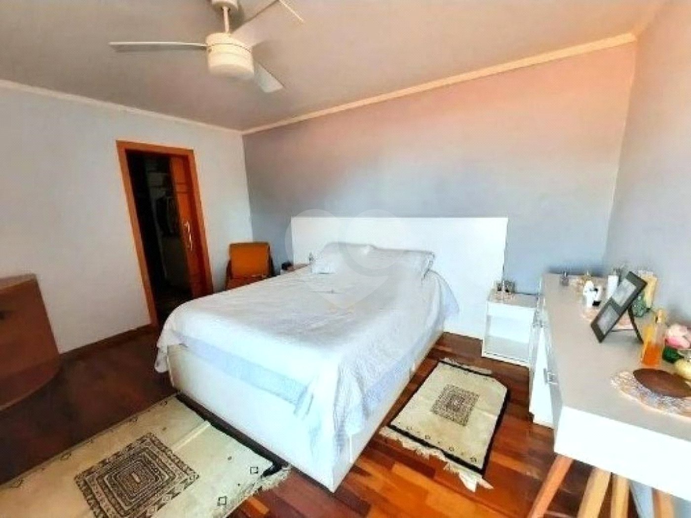 Casa à venda com 5 quartos, sendo 3 suítes, em Jardim Ester, São Paulo, SP
