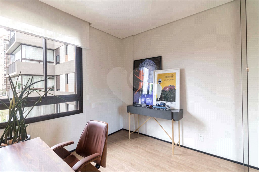 Apartamento à venda com 2 suítes em Brooklin, São Paulo, SP