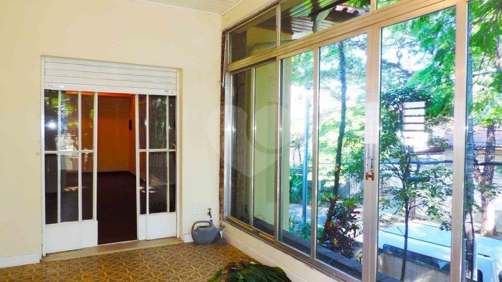 Sobrado à venda com 3 quartos, sendo 1 suíte, em Brooklin Velho, São Paulo, SP