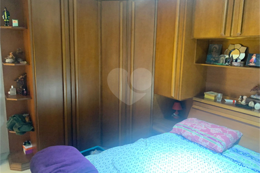 Sobrado à venda com 4 quartos em Santana, São Paulo, SP