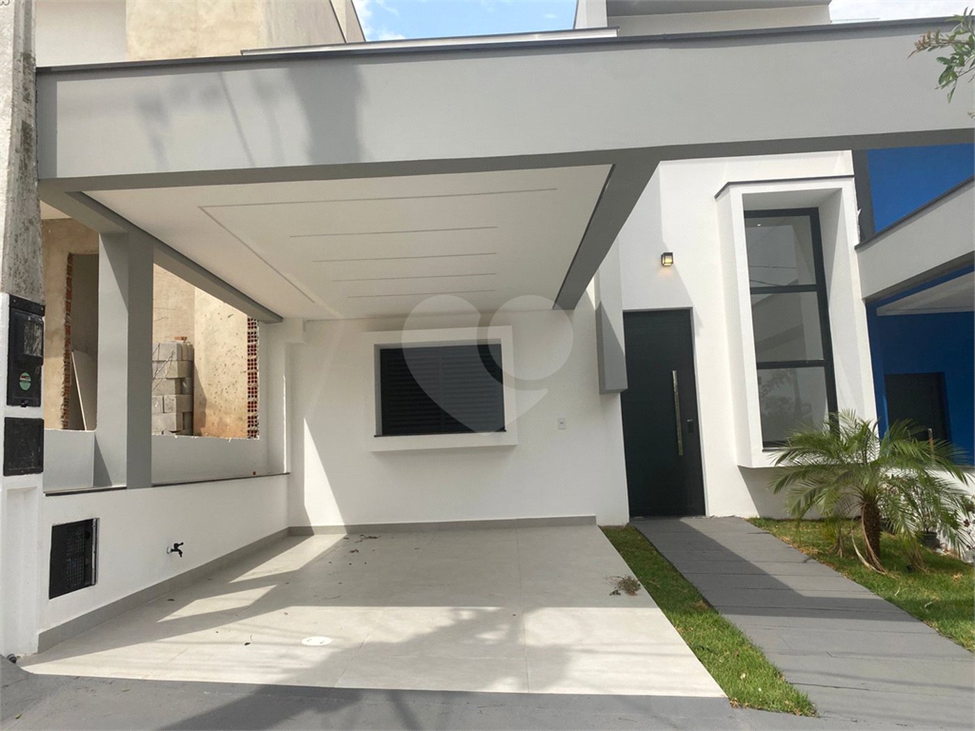 Casa à venda com 3 quartos, sendo 1 suíte, no condomínio Horto Florestal Villagio, Sorocaba - SP