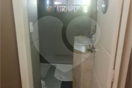 Apartamento à venda com 3 quartos, sendo 1 suíte, em Higienópolis, São Paulo, SP