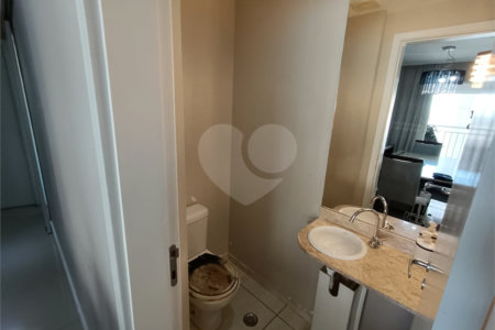 Apartamento à venda com 3 quartos, sendo 1 suíte, em Vila Leonor, Guarulhos, SP