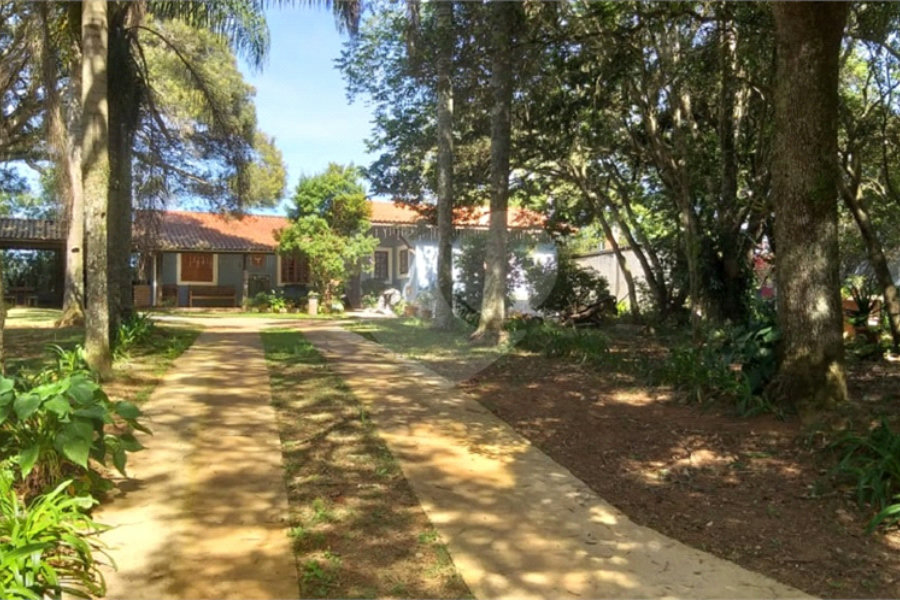 Sítio à venda com 4 quartos, sendo 2 suítes,  em Chácara Real (caucaia do Alto), Cotia, SP