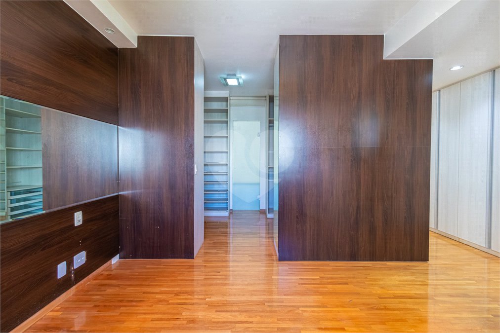 Apartamento à venda com 3 suítes em Brooklin, São Paulo, SP