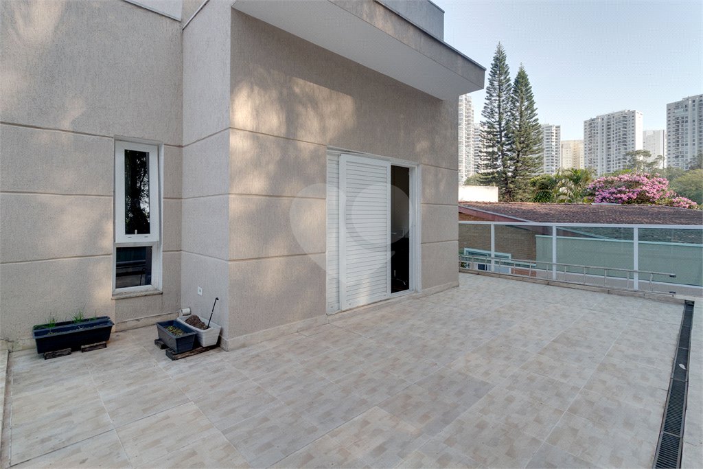 Casa à venda com 5 suítes em Jardim Marajoara, São Paulo, SP