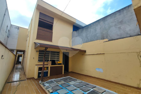 Sobrado à venda com 3 quartos, sendo 1 suíte, em Brooklin, São Paulo, SP