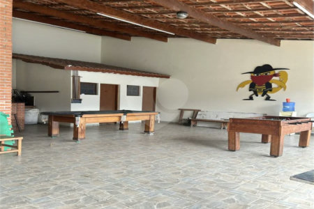 Sítio à venda com 5 quartos, sendo 2 suítes,  em Marmeleiro, São Roque, SP