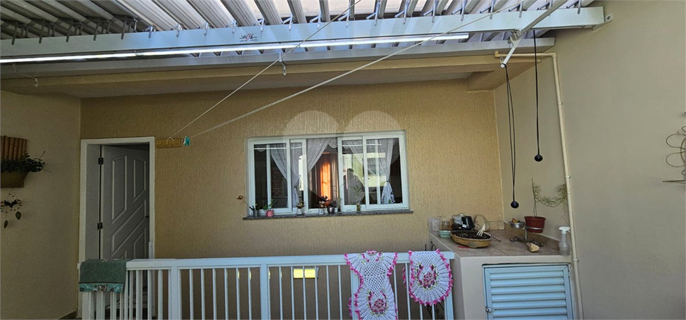 Sobrado à venda com 3 quartos, sendo 1 suíte,  em Vila Regente Feijó, São Paulo, SP